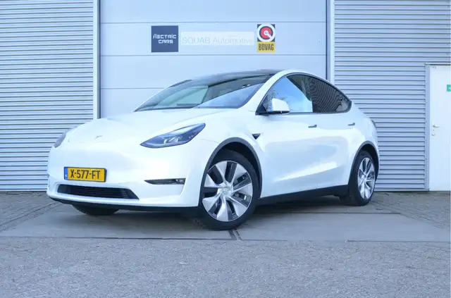 Tesla Model Y Long Range AWD 75 kWh Trekhaak (1.600kg), AutoPilo