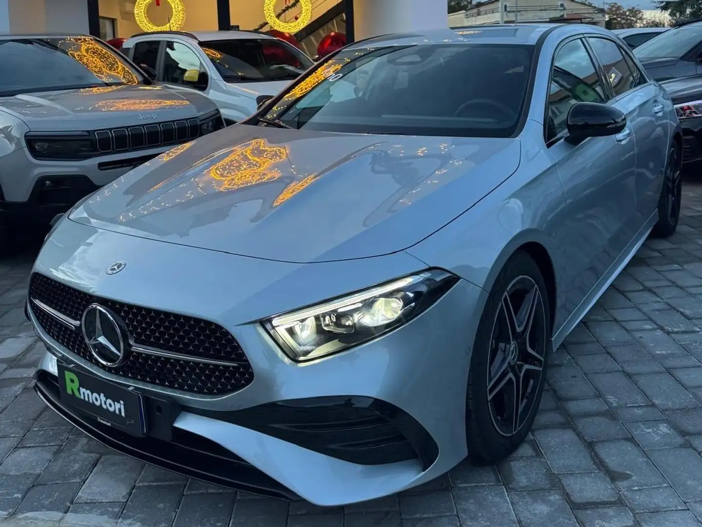 Mercedes-Benz A 180 A 180 d AMG Line Advanced auto Argento - 2