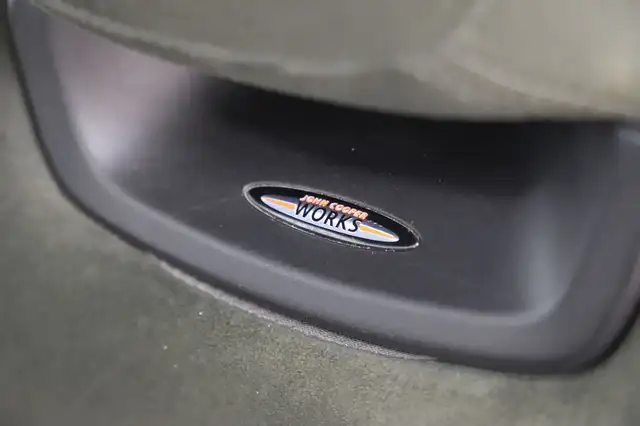 Mini Cooper Cooper view 15