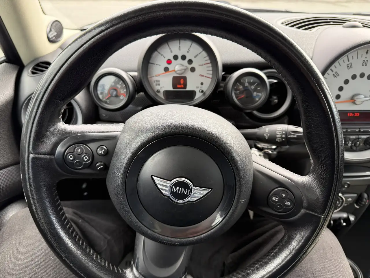 MINI Cooper Clubman снимка MINI Cooper Clubman