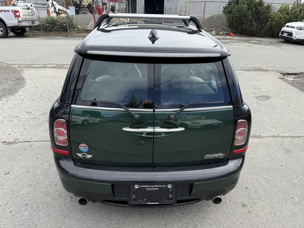 MINI Cooper Clubman снимка MINI Cooper Clubman