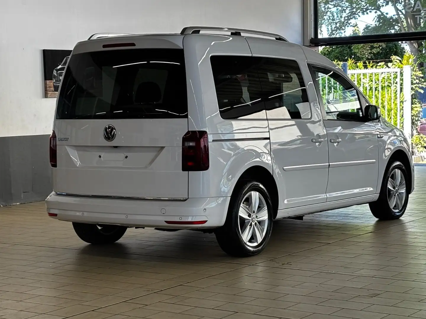 Volkswagen Caddy CADDY 1.4 TSi DSG HiGHLiNE *XENON*KAMERA*NAVi*16 Blanc - 2