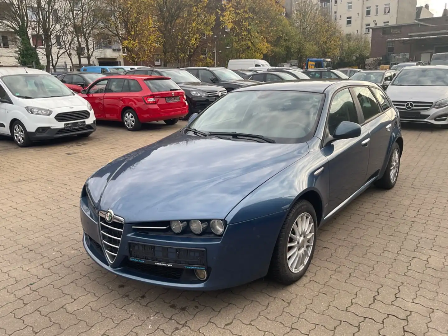 Alfa Romeo 159 Sportwagon 1.9 JTS 16V TÜV 01.2026 Blau - 2