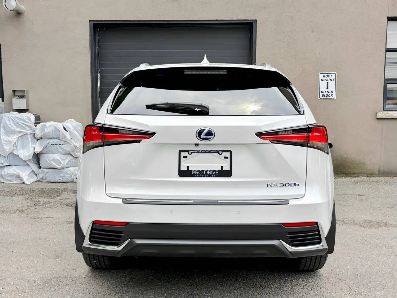 Lexus NX снимка Lexus NX