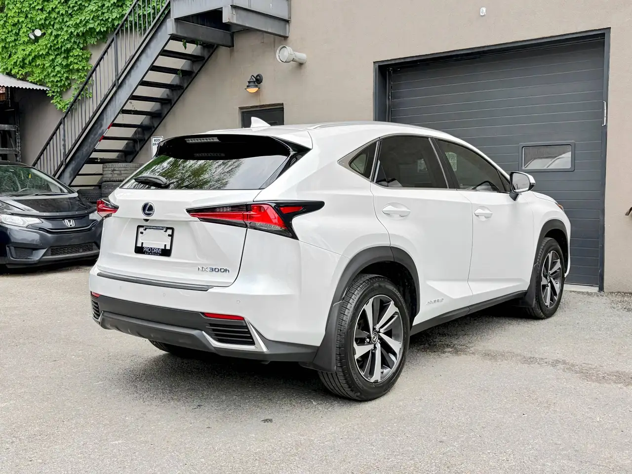 Lexus NX снимка Lexus NX