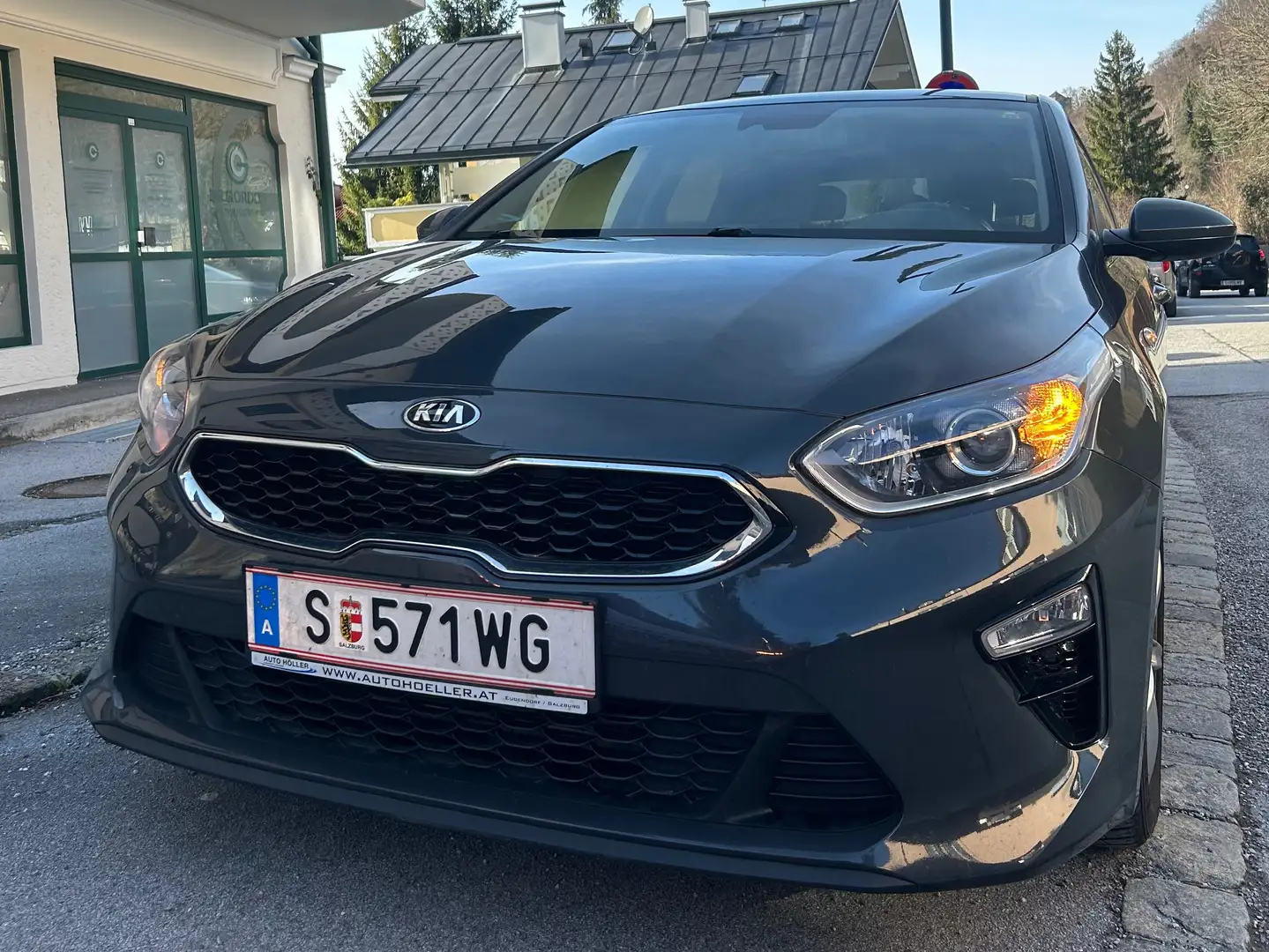 Kia Ceed / cee'd Grau - 1