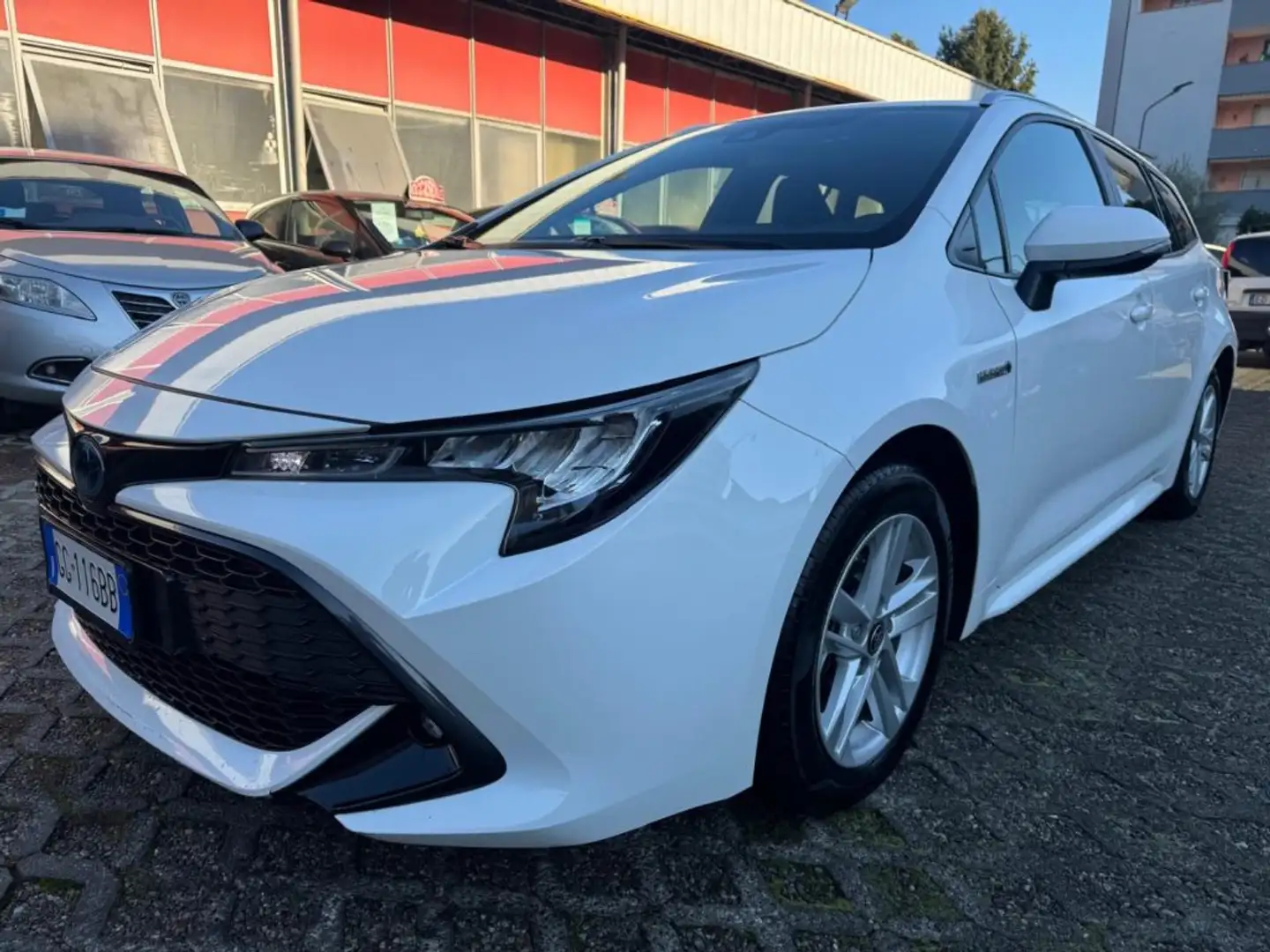 Toyota Corolla Touring 1.8 Hybrid Business(AUTOCARRO N1) Bianco - 1