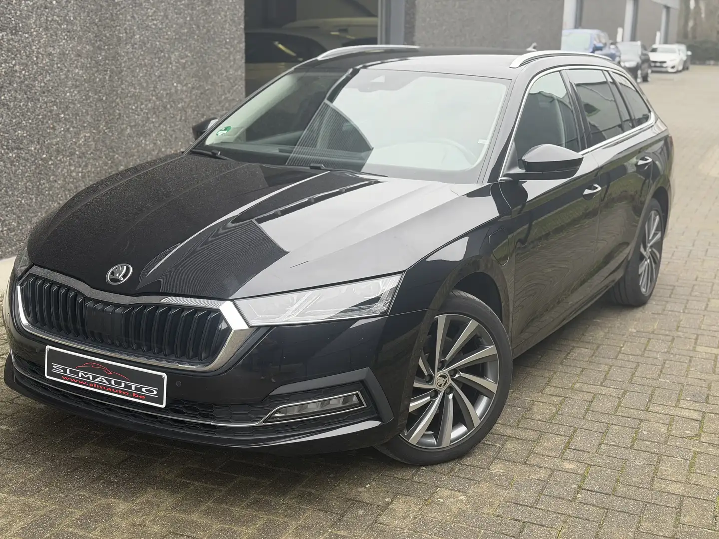Skoda Octavia Octavia SW RS PHEV 1.4 TSI DSG Noir - 1