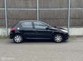 Peugeot 206 + 1.4 XS NAP/NWE APK/NWE KOPPELING/LAGE KM STAND Noir - thumbnail 6