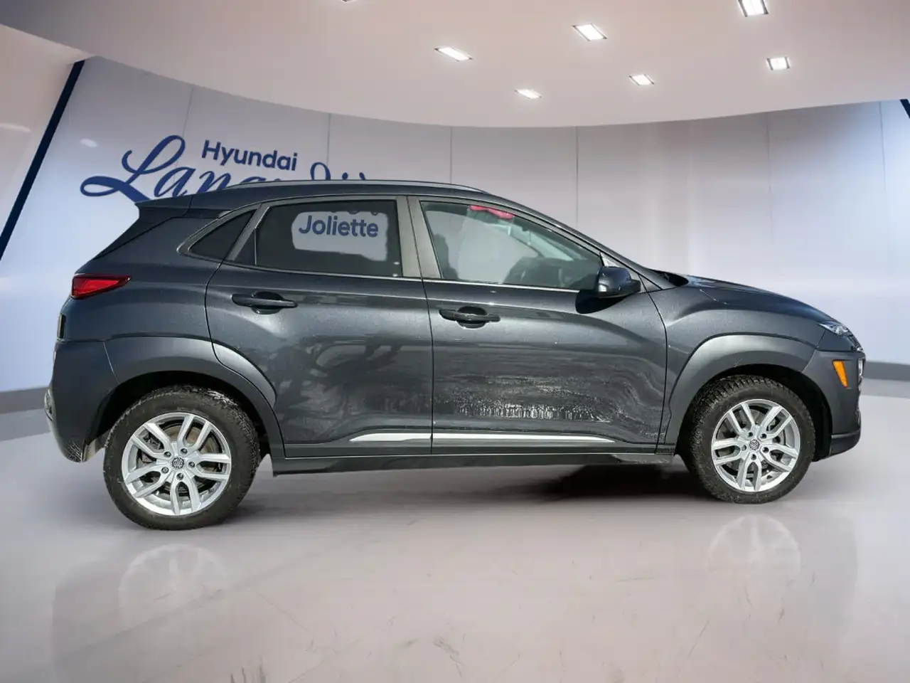 Hyundai KONA снимка Hyundai KONA