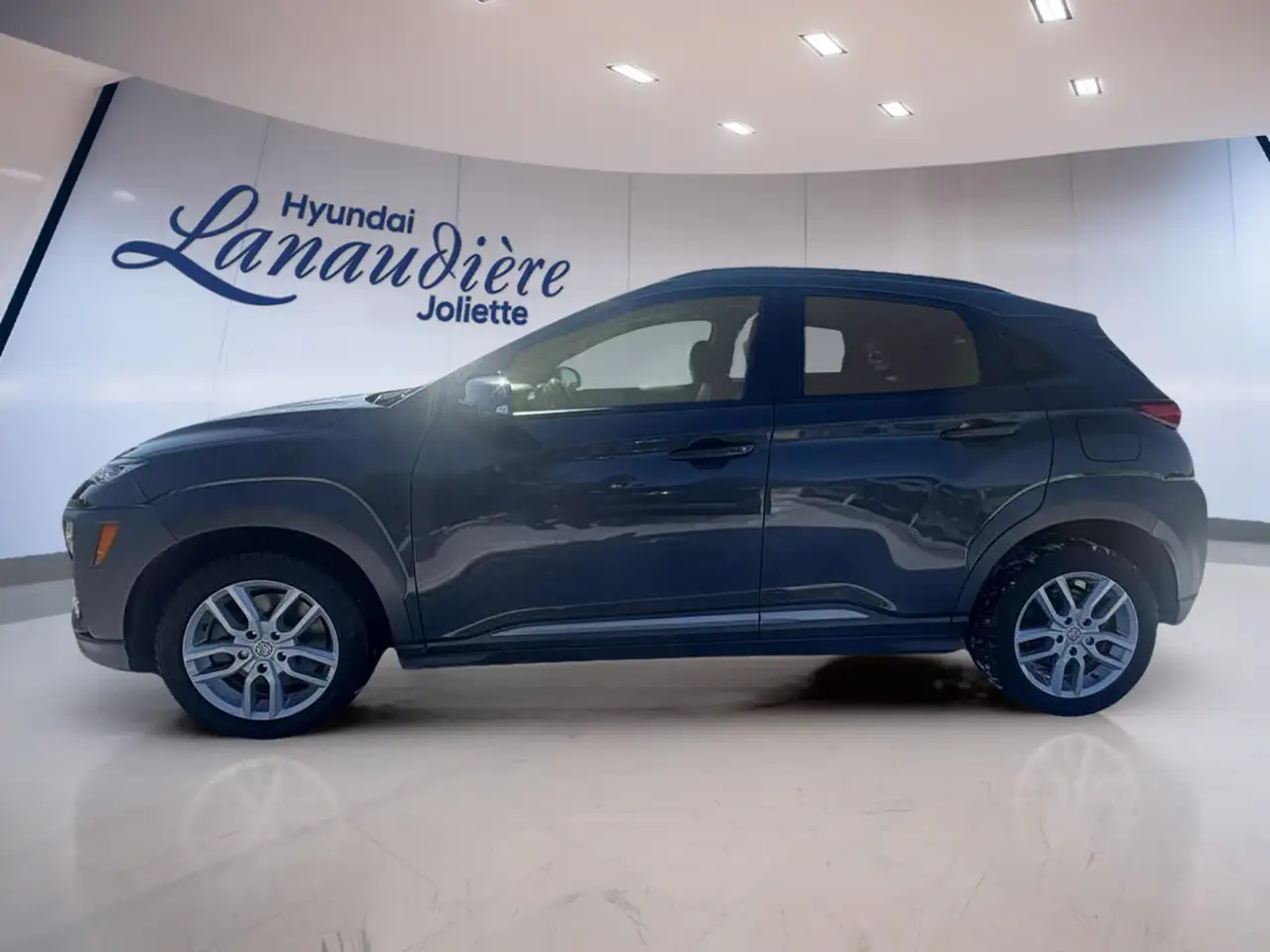 Hyundai KONA снимка Hyundai KONA
