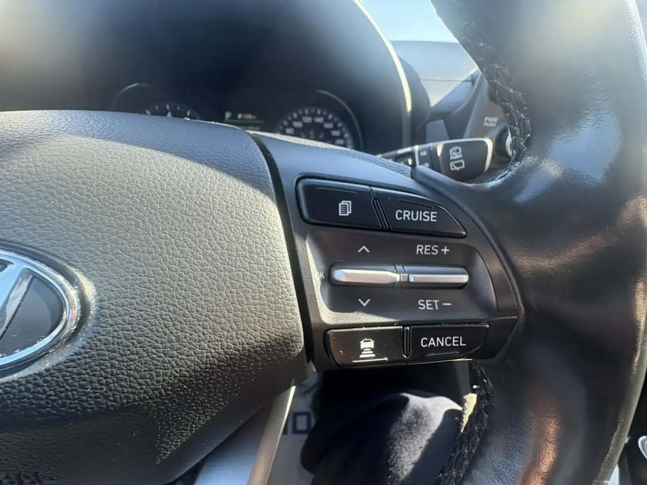 Hyundai KONA снимка Hyundai KONA