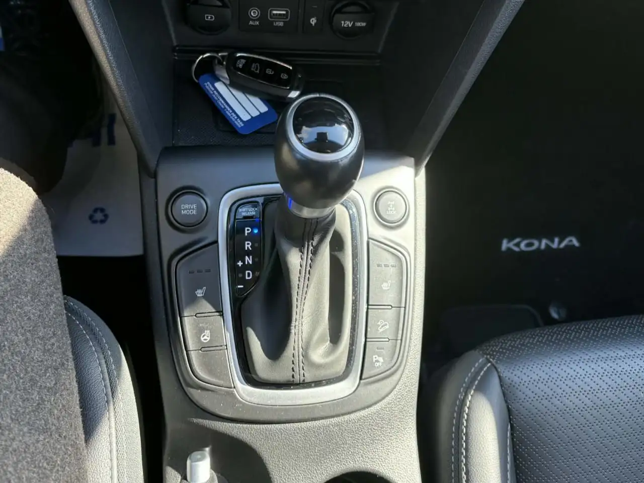 Hyundai KONA снимка Hyundai KONA