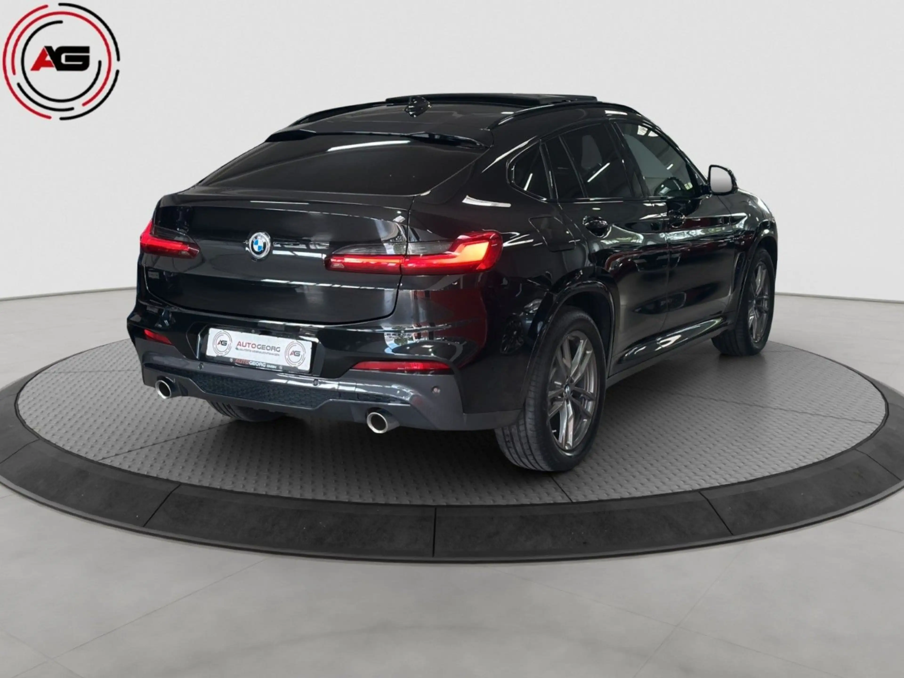 BMW X4 20i xDr. M-SPORT LC.PRO ACC PANO 360° H/K HUD — photo 5