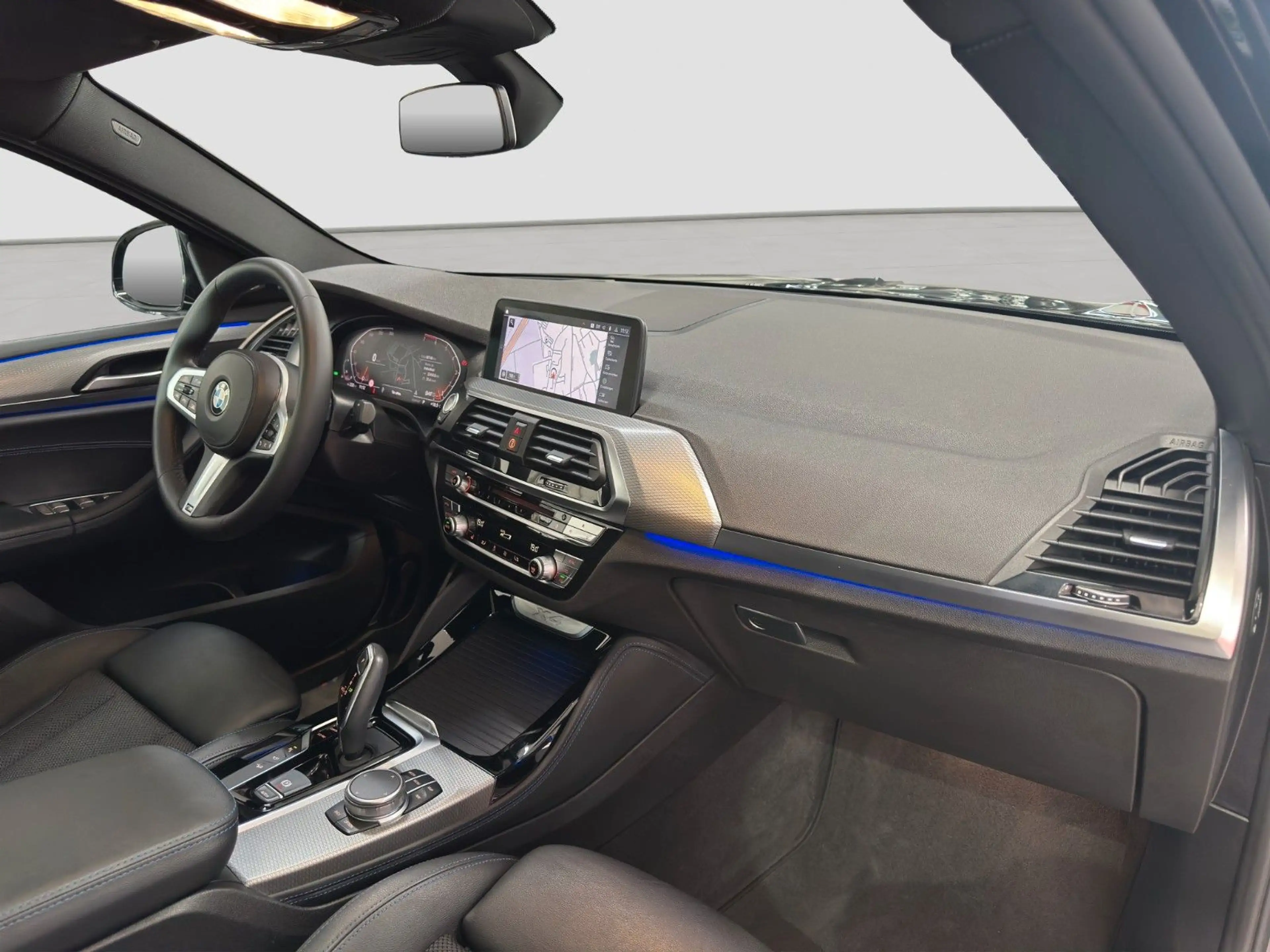 BMW X4 20i xDr. M-SPORT LC.PRO ACC PANO 360° H/K HUD — photo 10