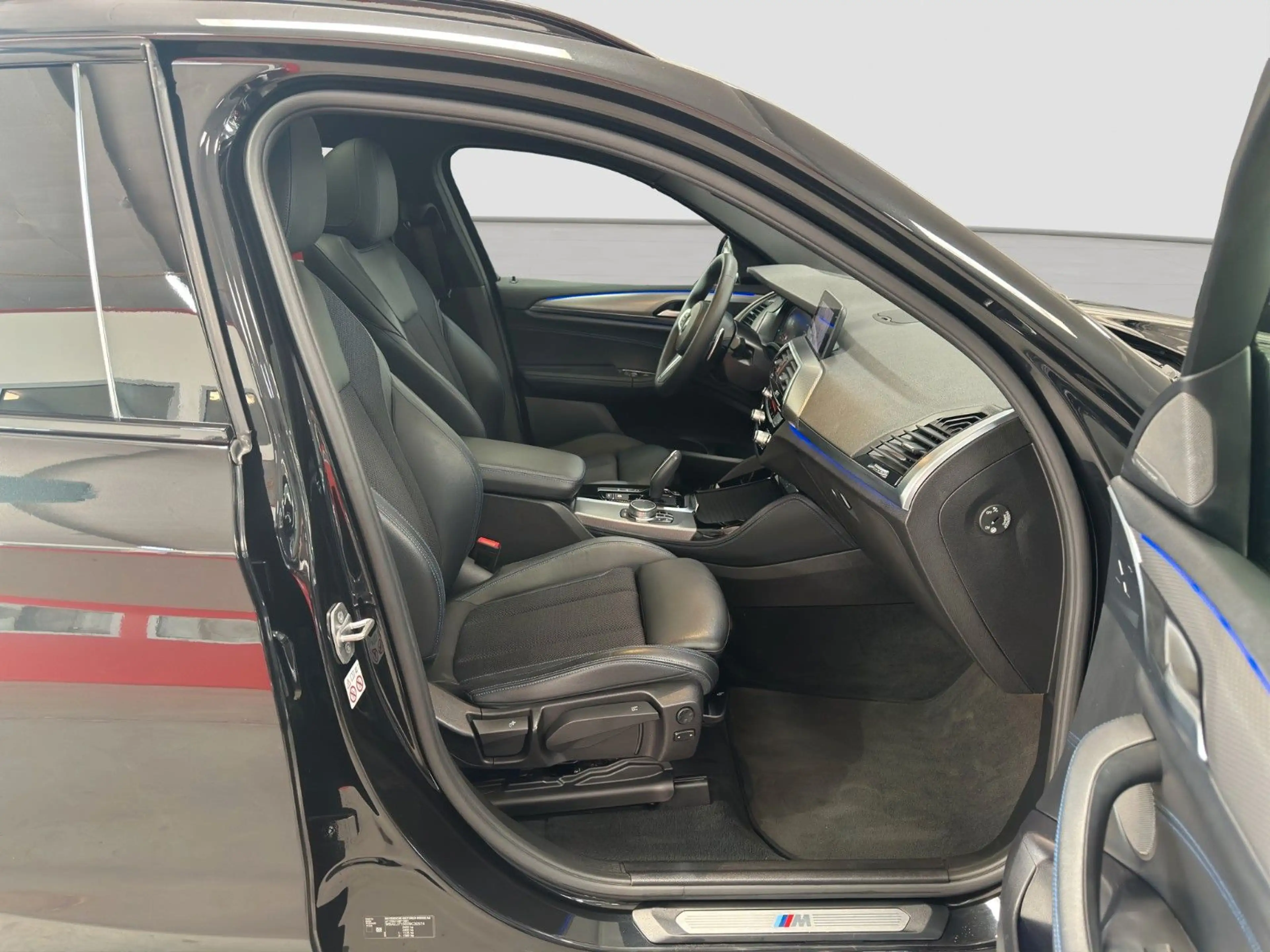 BMW X4 20i xDr. M-SPORT LC.PRO ACC PANO 360° H/K HUD — photo 9