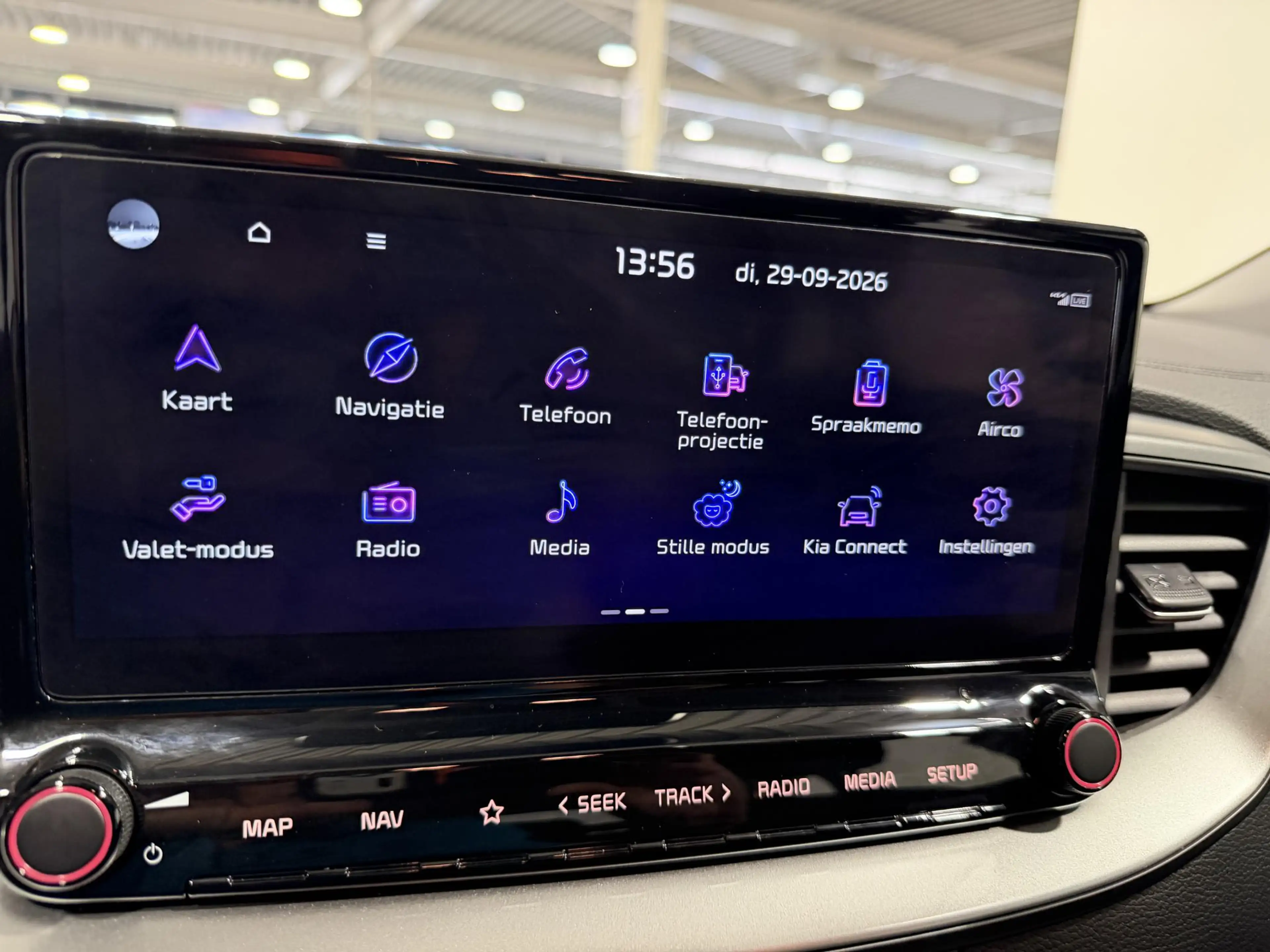 Kia Ceed SW / cee'd SW Sportswagon 1.5 T-GDi DynamicLine Trekhaak, Apple — photo 15