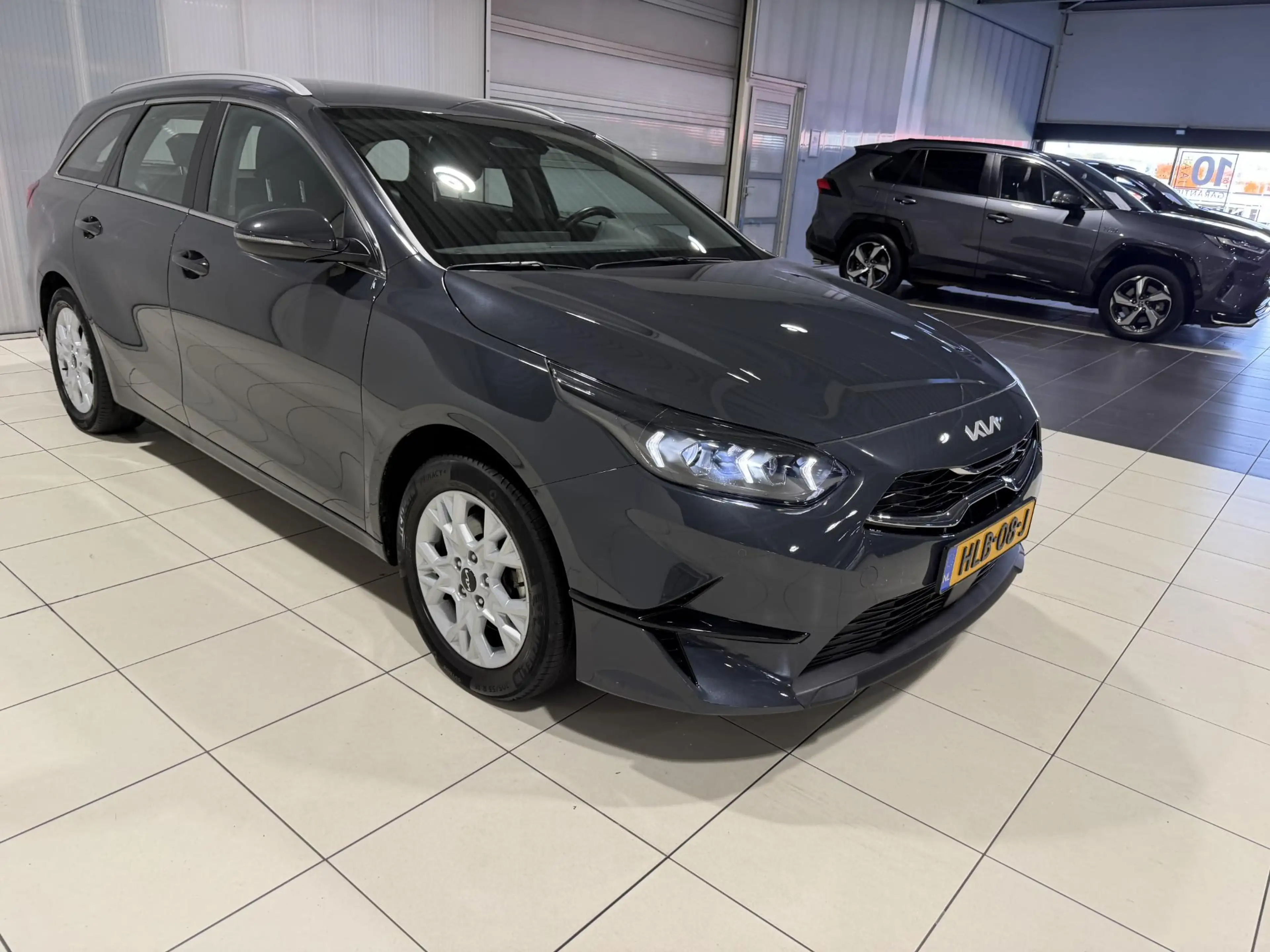 Kia Ceed SW / cee'd SW Sportswagon 1.5 T-GDi DynamicLine Trekhaak, Apple — photo 8