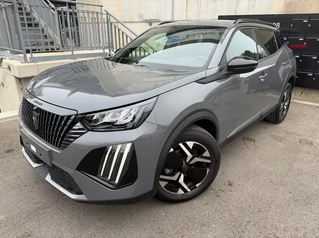 Peugeot 2008 1.2 PURETECH 100 ALLURE