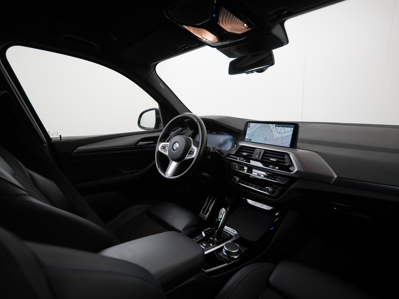 BMW X3 xDrive30e M Sport Shadow Plug-In | 360 Camera | El — photo 2