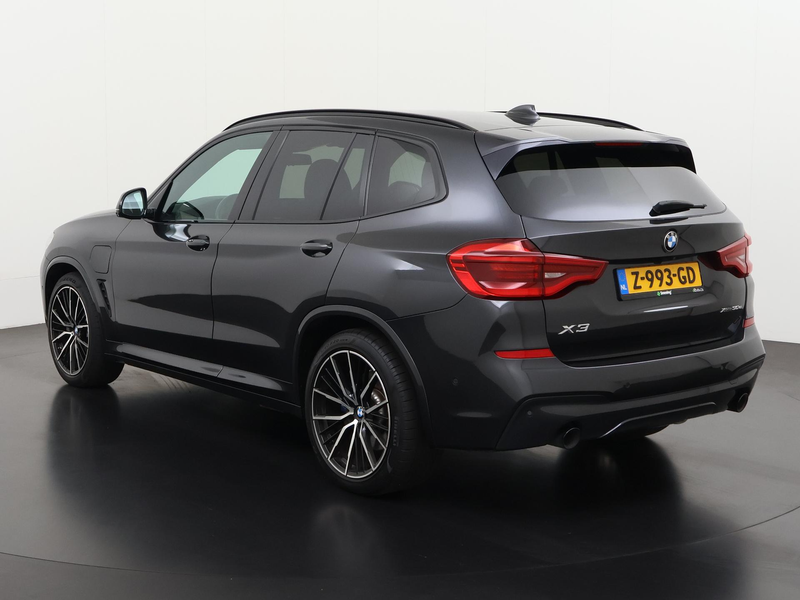 BMW X3 xDrive30e M Sport Shadow Plug-In | 360 Camera | El — photo 7