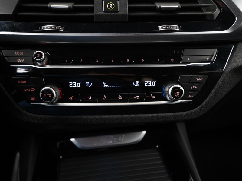 BMW X3 xDrive30e M Sport Shadow Plug-In | 360 Camera | El — photo 12