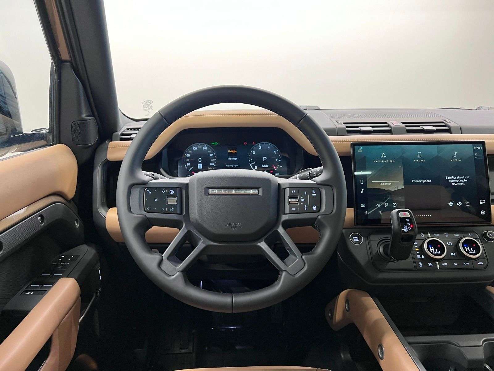 2026 Land Rover Defender 110 P400 X-DYNAMIC SE thumb 14