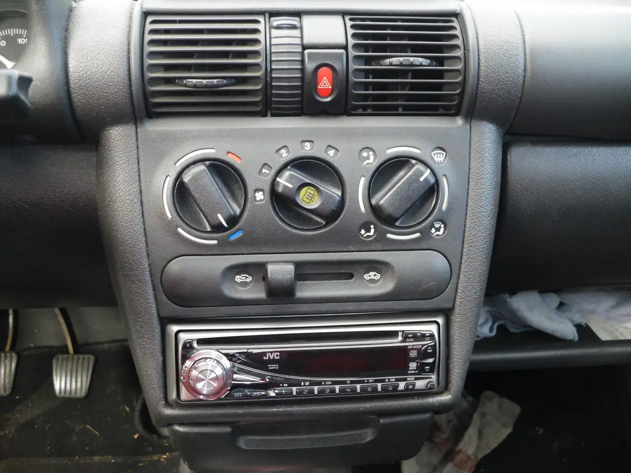 Opel Corsa 16V GSi, foto 12