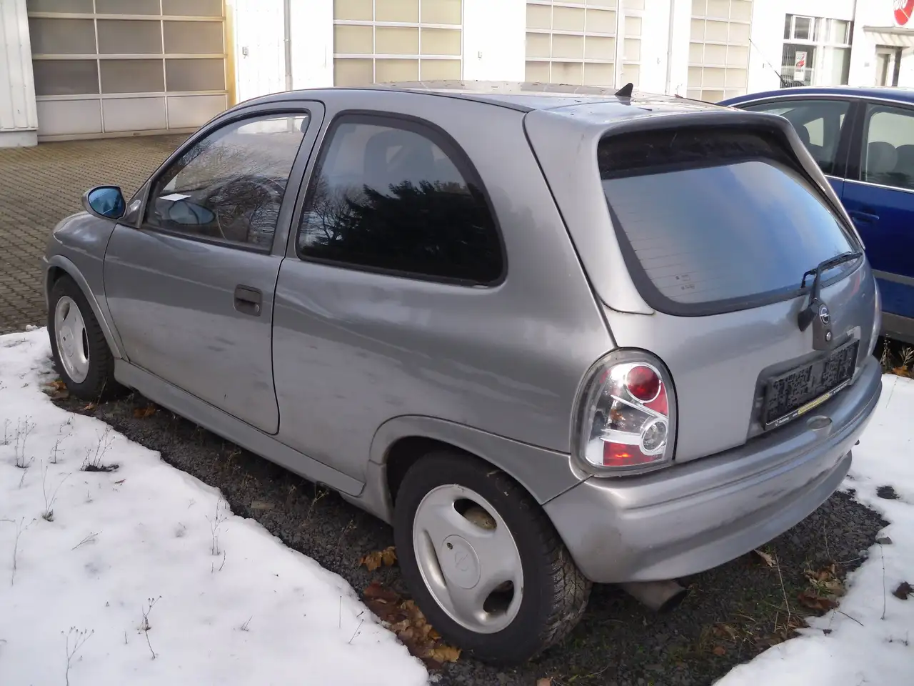 Opel Corsa 16V GSi, foto 5