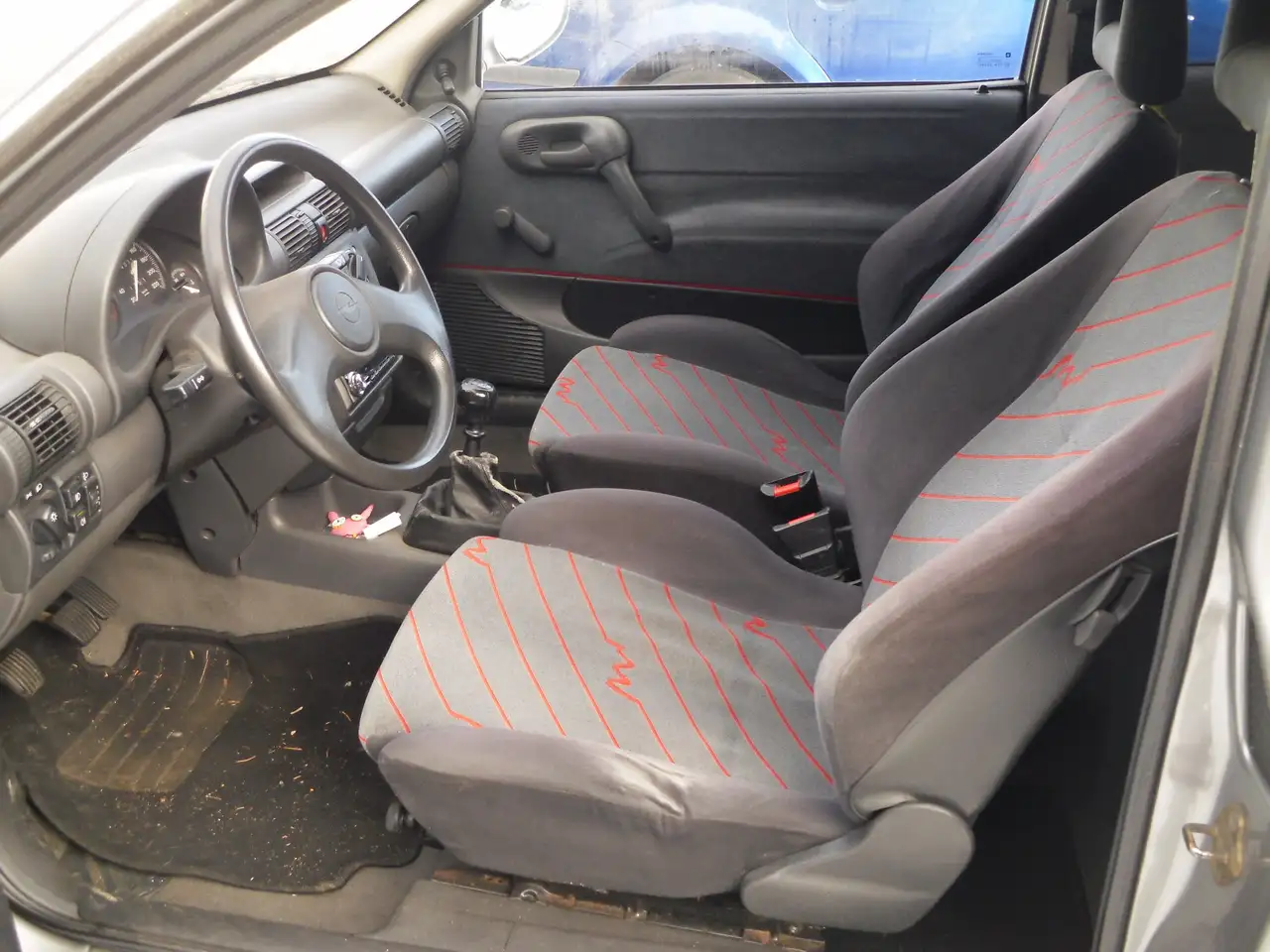 Opel Corsa 16V GSi, foto 9