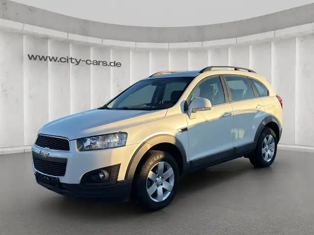 Chevrolet Captiva 2.2 D LT 2WD*1.Hand*7 Sitze*Navi*AHK*