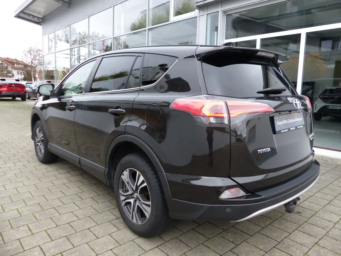 Toyota RAV 4 4 2.0 Automatik 4x4 Edition-S Navi Temp. AHK Brun - 2