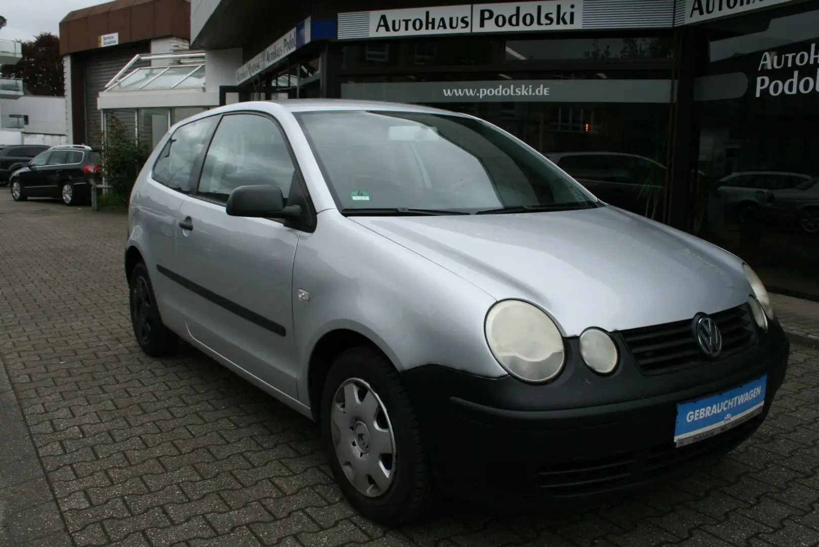 Volkswagen Polo IV Basis Silber - 1