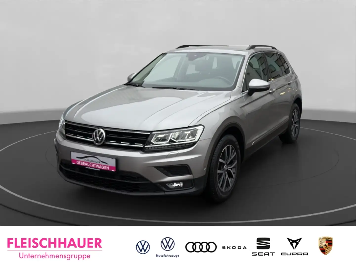 Volkswagen Tiguan 1,5 Comfortline AHK+LED+Area-View+Navi+ACC+PDC Silber - 1