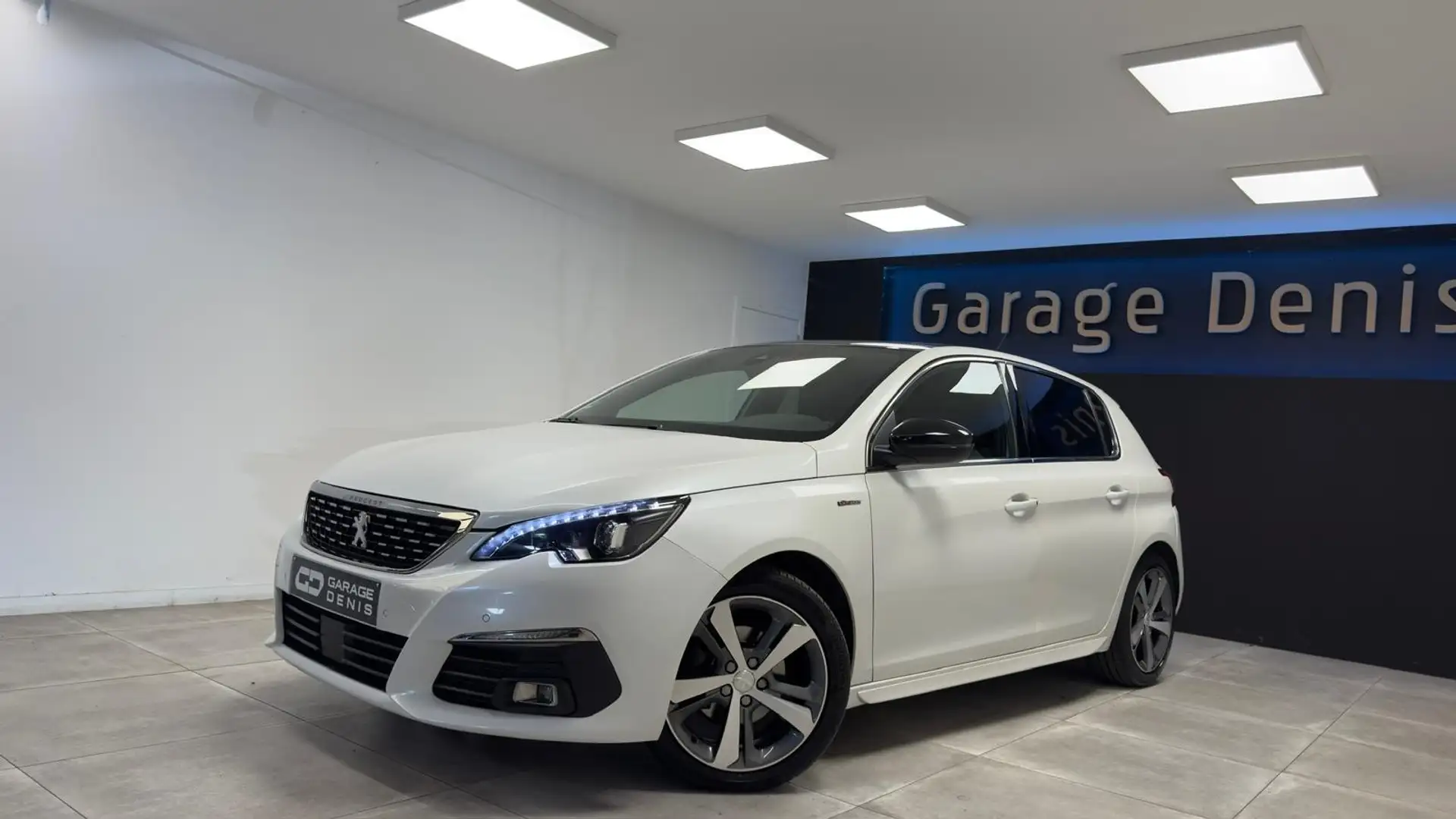 Peugeot 308 1.5 BlueHDi GT Line *GPS+CAMERA360*TOIT-PANO*LED Wit - 1