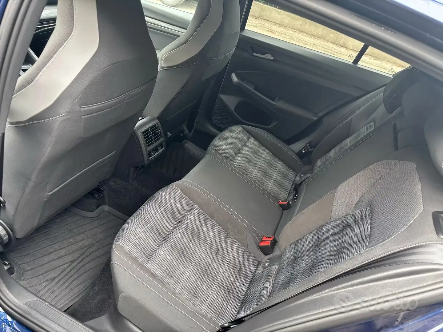 Volkswagen Golf GTD Golf 2.0 TDI GTD DSG Modrá - 2