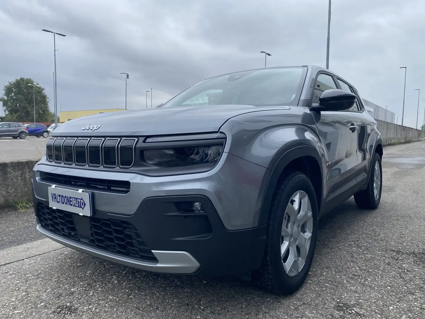 Jeep Avenger Avenger 1.2 MHEV Altitude edct6 PRONTA CONSEGNA Grigio - 1