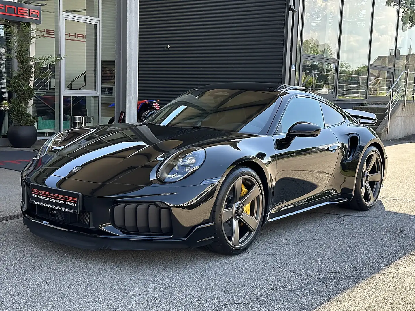 Porsche 992 911 992.2 Carrera Coupé Turbo S / PTS LACK / MEGA! Grün - 1