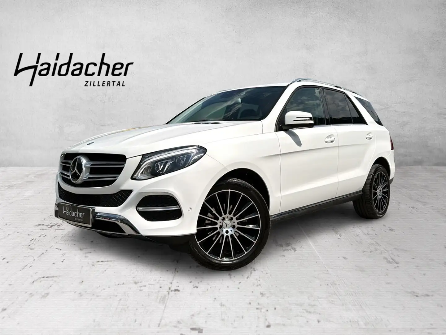 Mercedes-Benz GLE 250 d 4MATIC RKam PTS Shz Ambi eHeck CarPlay Blanc - 1