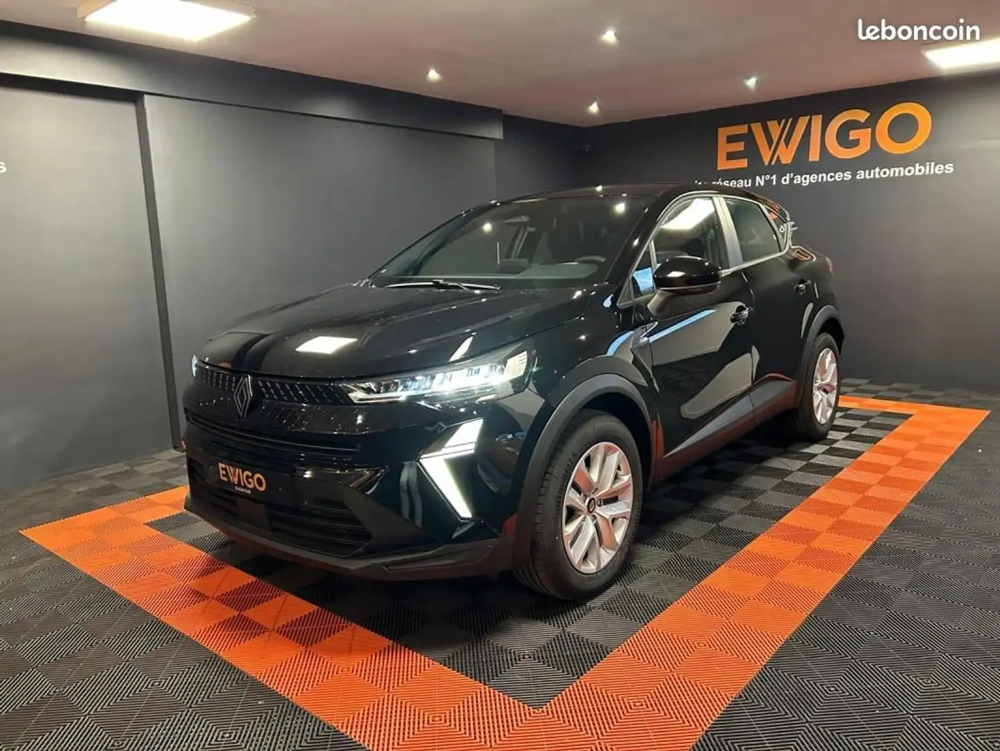 Renault Captur NOUVEAU TCE 90 CH EVOLUTION 0KM %2B CLIM AUTO SIEGES CHAUFFANTS Noir - 1