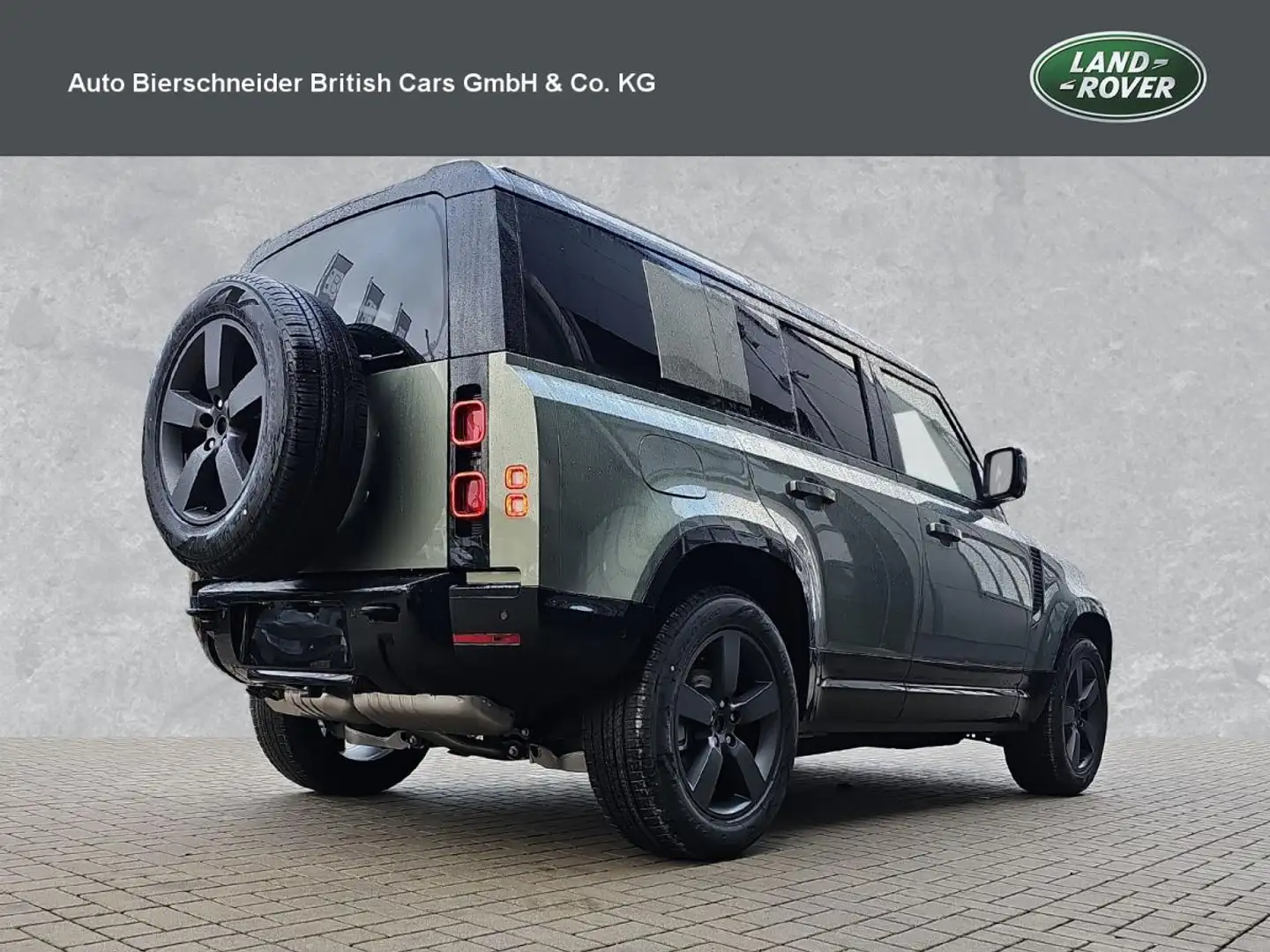 Land Rover Defender 110 D250 X-Dynamic SE Grün - 2