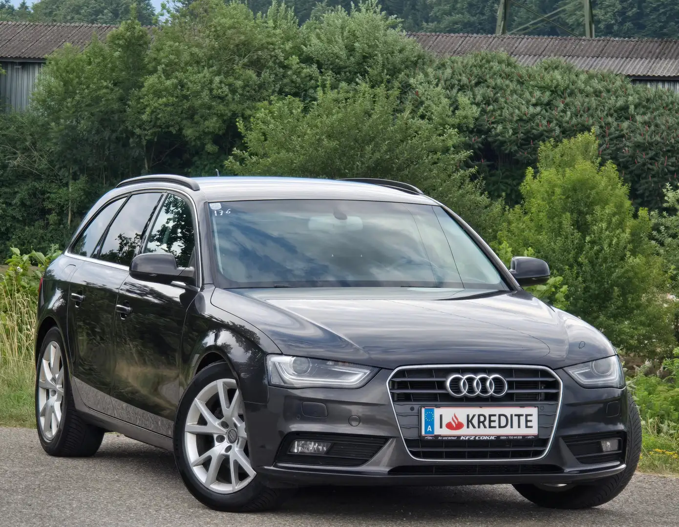 Audi A4 Avant 2,0 TDI Top* Kredit* Leder*Tempomat*Gepflegt Grau - 2
