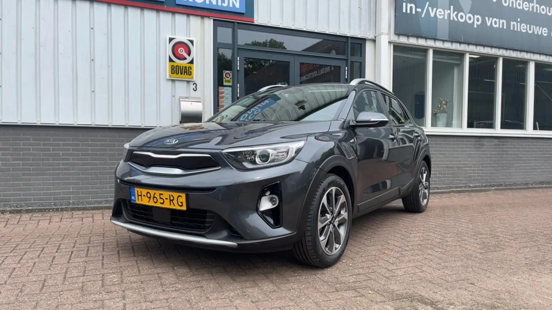 Kia Stonic ,Navi, Camera. 1.0 T-GDi DynPl.Line Gris - 1