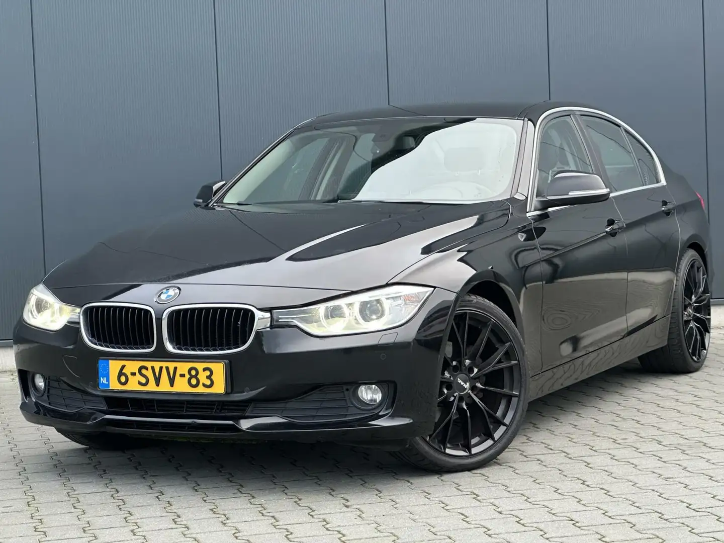 BMW 320 3-serie 320I High Executive Leder - Xenon - Groot Negru - 1