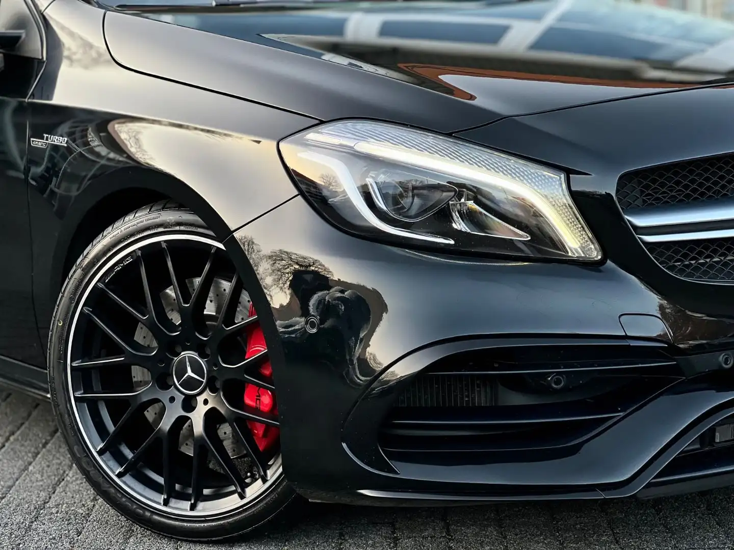 Mercedes-Benz A 45 AMG A45 AMG 4Matic PANO*SCHALE*H/K*LED*KAMERA*NIGHT Noir - 2