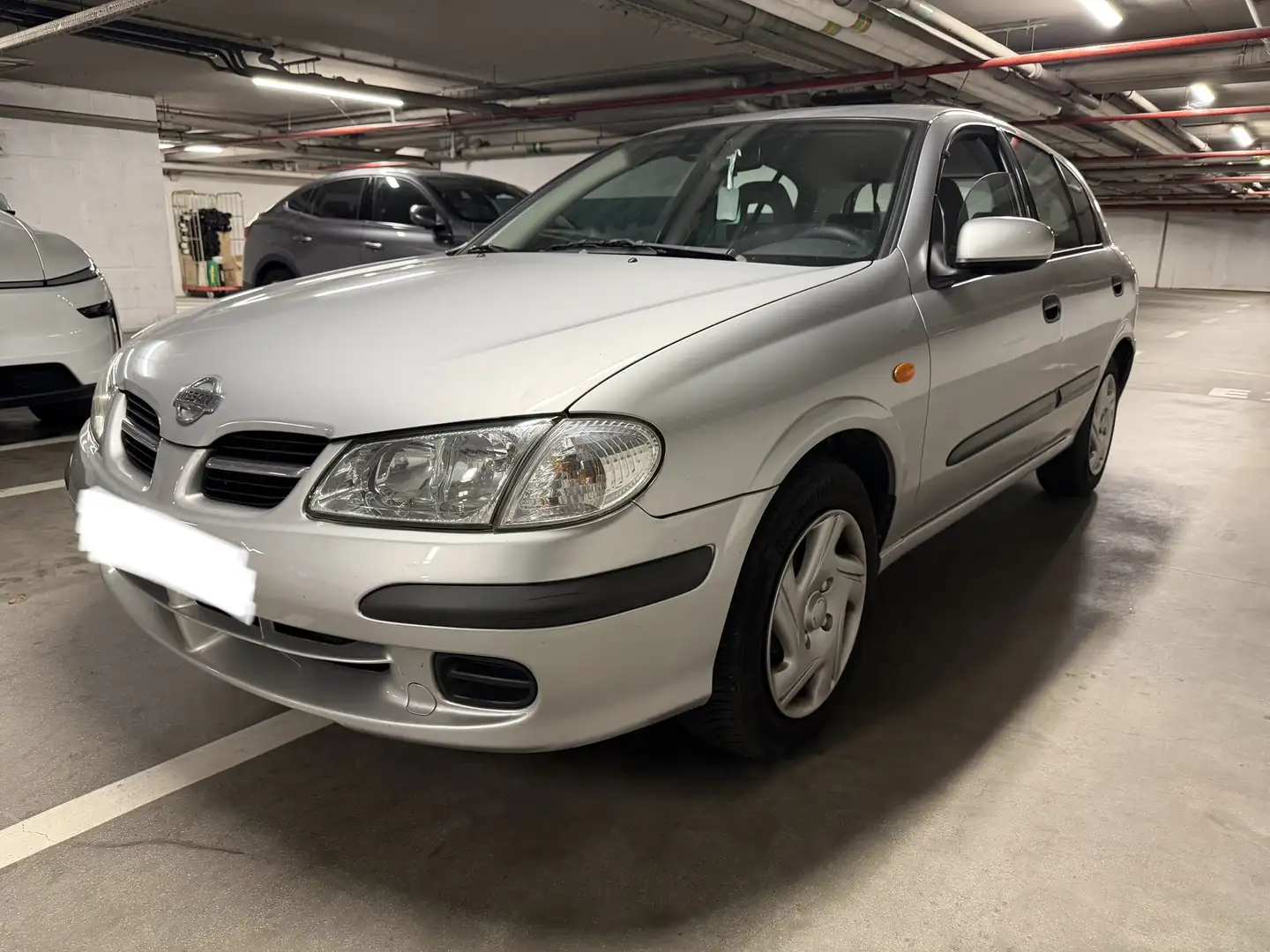 Nissan Almera 1.8i 16v Automatique Ezüst - 1