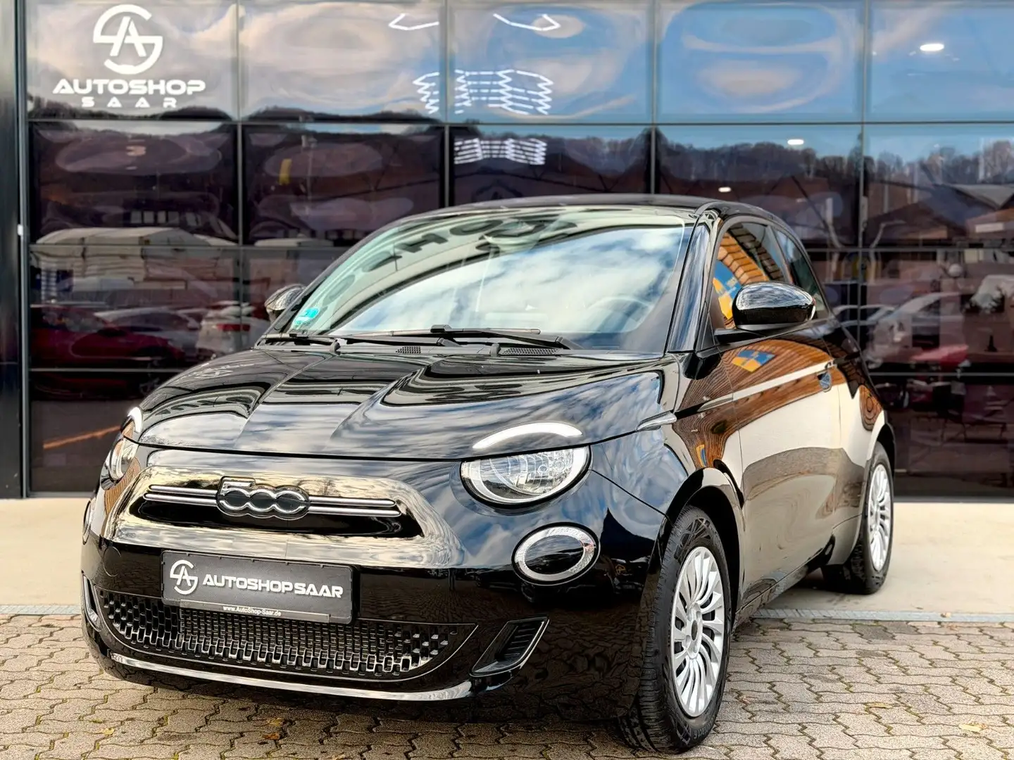 Fiat 500e Action SHZ/CarPlay&Android/LED Schwarz - 1