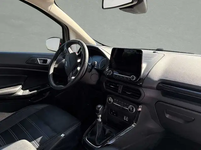 Ford Ecosport view 4