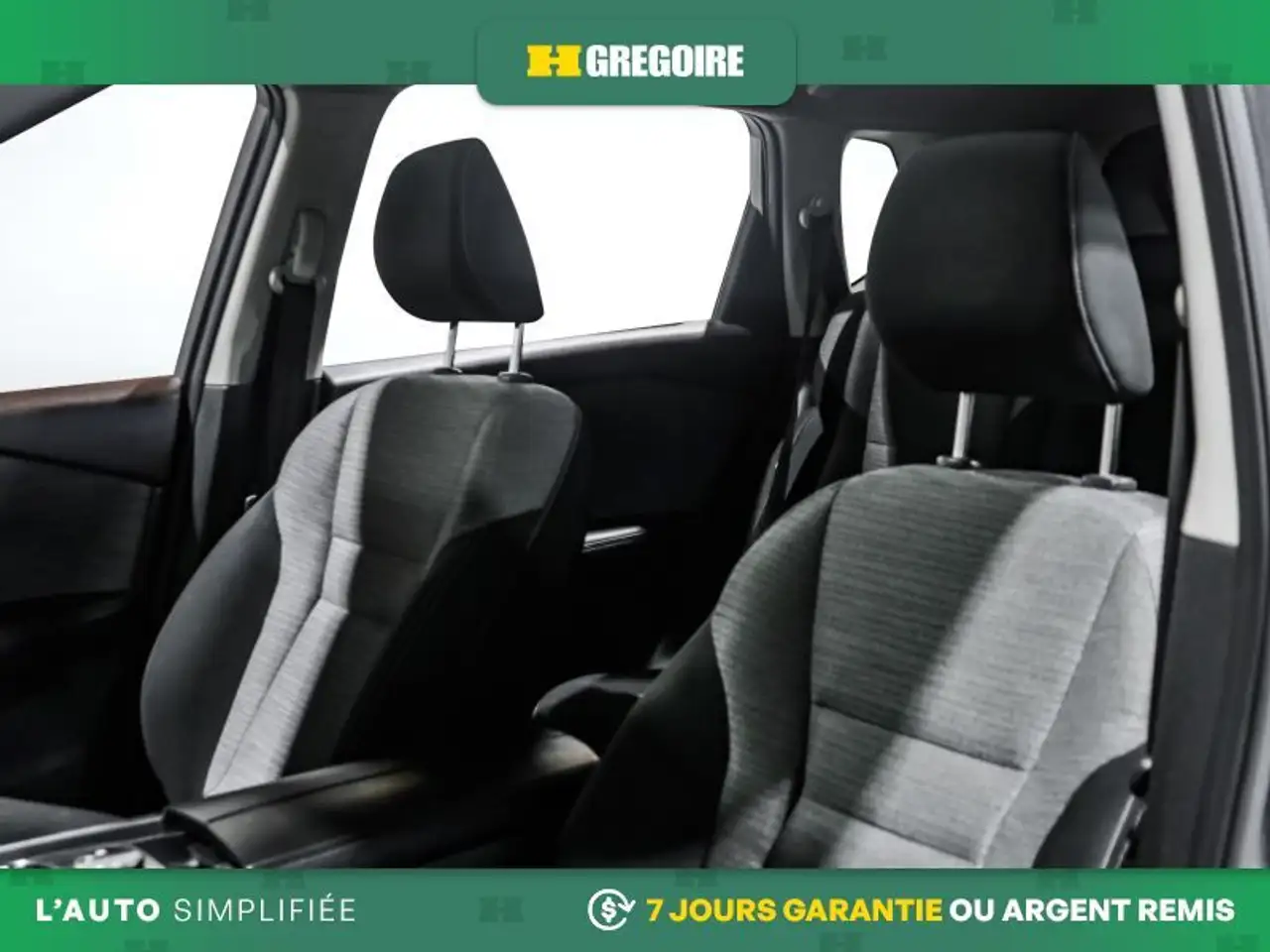 Nissan Rogue fotografie Nissan Rogue