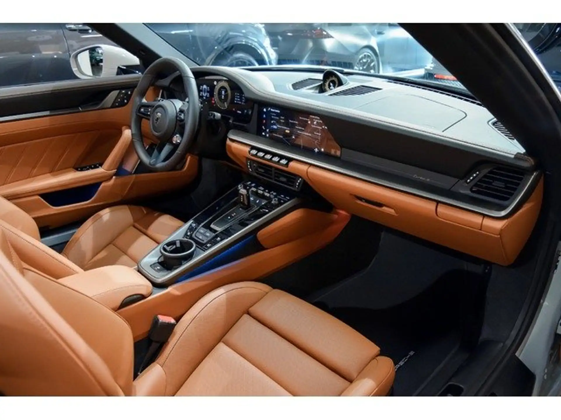 포르쉐 911 Turbo S Cabriolet 2026 화이트 사진 4